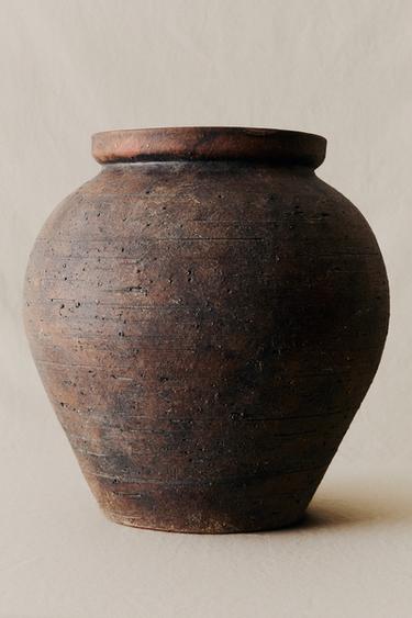 TEXTURED CERAMIC VASE - Dark brown by Zara