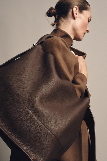 LEATHER MAXI BUCKET BAG - Brown by Zara