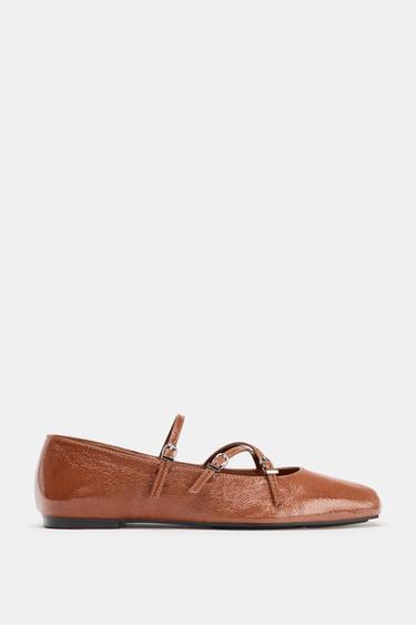 SQUARE TOE LEATHER BALLERINA - Beige by Zara