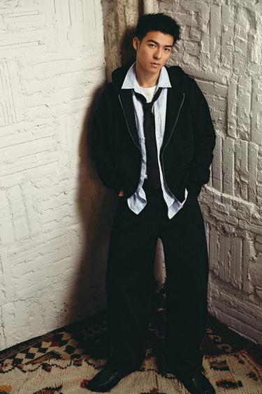 Zara {名称} - {颜色}