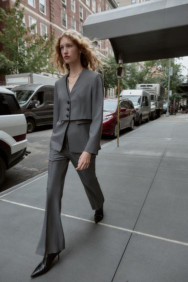 Zara {名称} - {颜色}