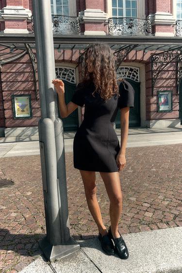 Zara {名称} - {颜色}