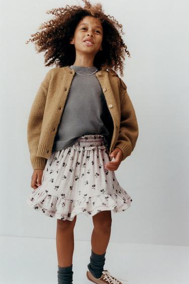 Zara {名称} - {颜色}