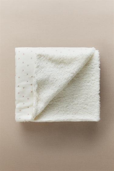 FLORAL MUSLIN BABY TOWEL - Ecru by Zara