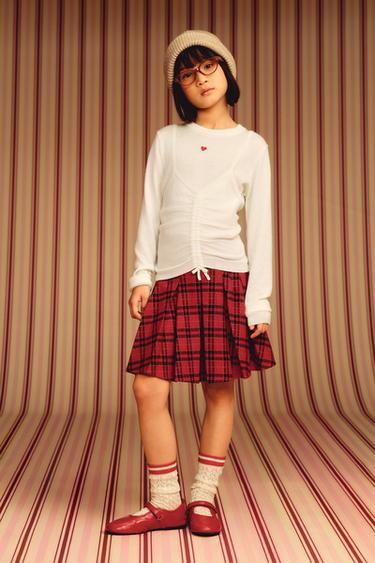 Zara {名称} - {颜色}