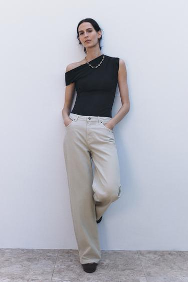 Zara {名称} - {颜色}