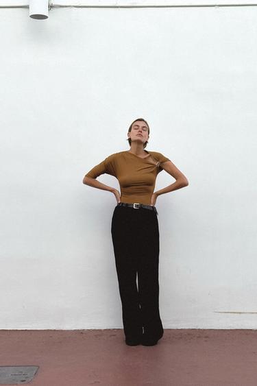Zara {名称} - {颜色} - 0 图片