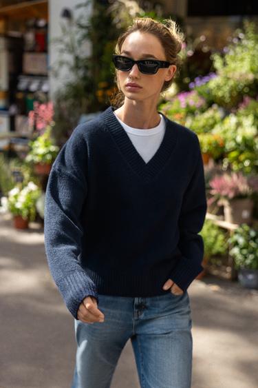 SOFT KNIT V-NECK SWEATER - Navy blue by Zara