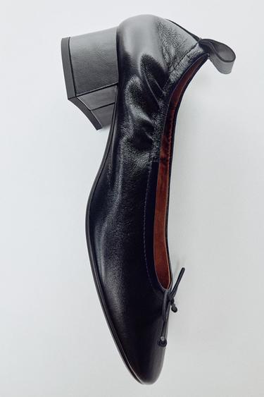 LEATHER HEELED BALLET FLATS WITH BOW - Black by Zara
