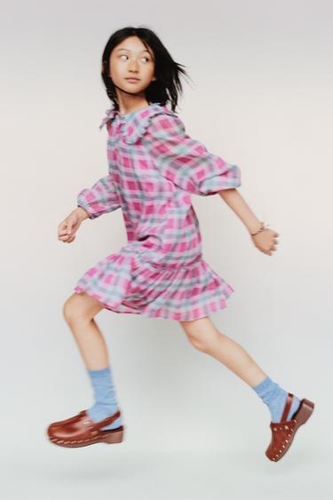 STUDDED LEATHER CLOGS - Brown by Zara