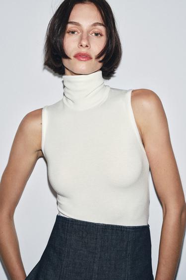 BASIC HIGH NECK BODYSUIT - Ecru by Zara