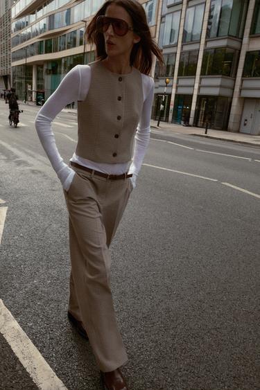 CHECK GILET - Beige / Navy by Zara