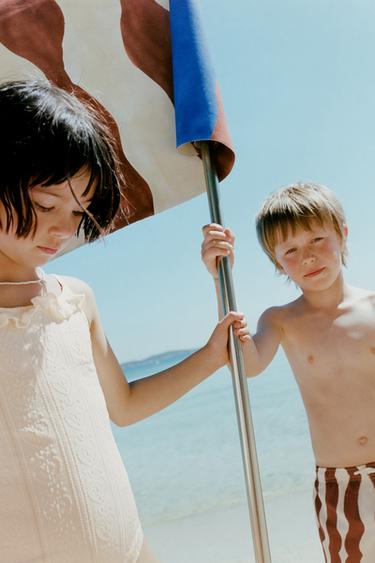 Zara {名称} - {颜色}