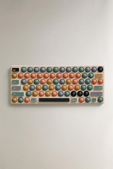 Zara {名称} - {颜色} - 0 图片