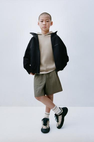 LIGHTWEIGHT WATER-REPELLENT HOODED JACKET - Black by Zara