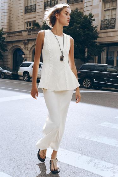 Zara {名称} - {颜色}