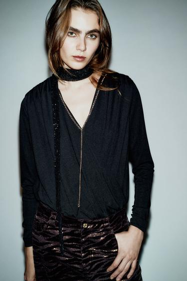 Zara {名称} - {颜色}