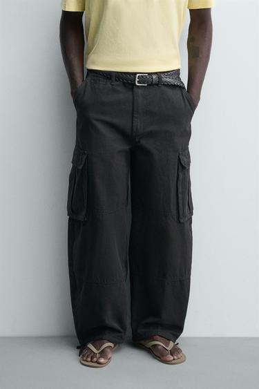 BALLOON FIT CARGO TROUSERS - Black by Zara
