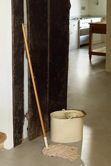 MOP AND BUCKET SET - Cream by Zara