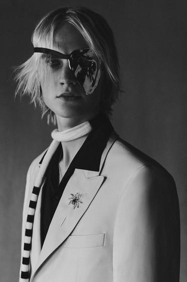 Zara {名称} - {颜色} - 0 图片