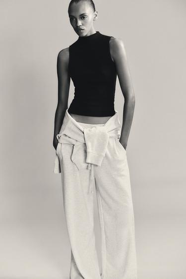 SLEEVELESS TOP - Black by Zara