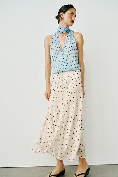 Zara {名称} - {颜色} - 0 图片