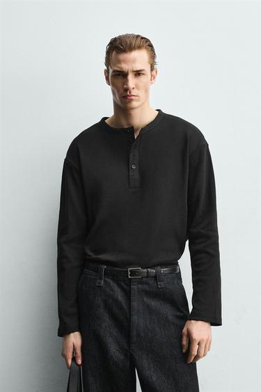 RIBBED HENLEY T-SHIRT - Black by Zara