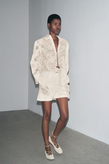 ZW COLLECTION CUTWORK EMBROIDERY BERMUDA SHORTS - camel by Zara