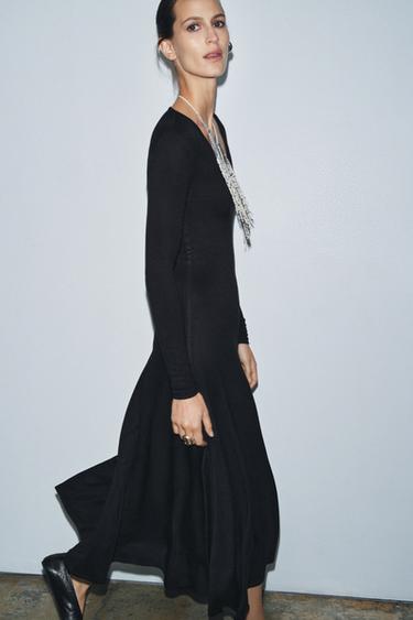 LONG V-NECK DRESS - Black by Zara