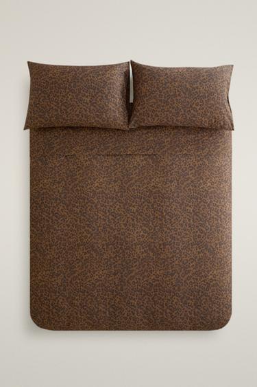 (200 THREAD COUNT) LEOPARD PRINT PERCALE DUVET COVER - Dark brown by Zara