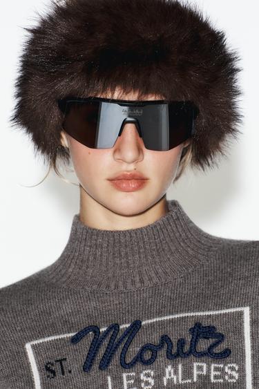 Zara {名称} - {颜色}