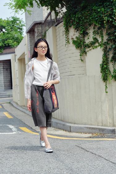 Zara {名称} - {颜色}