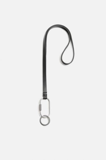 LEATHER PENDANT KEYRING - Black by Zara
