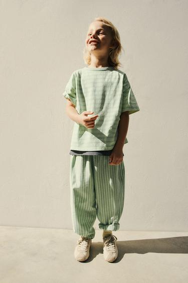 Zara {名称} - {颜色}