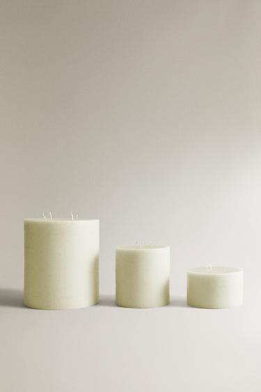 LARGE DECORATIVE CANDLE - White by Zara
