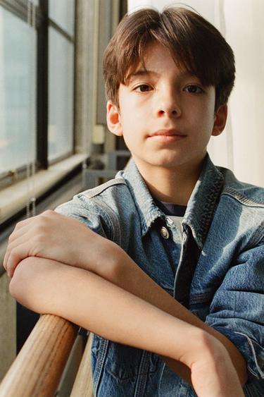 Zara {名称} - {颜色}