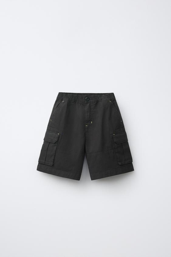 TEXTURED CARGO BERMUDA SHORTS - Black by Zara - Image 0