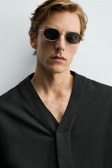 RELAXED FIT VISCOSE-HEMP SHIRT - Black by Zara