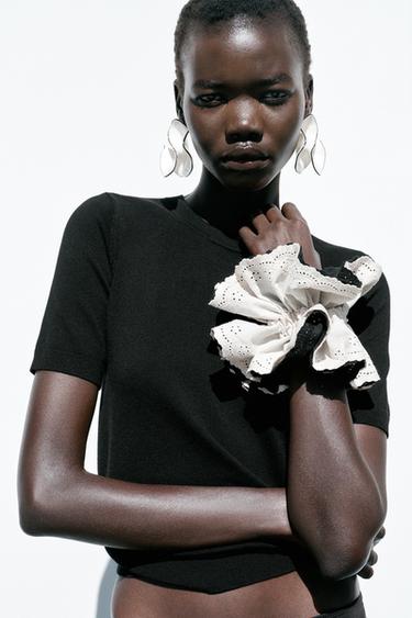 BASIC PLAIN KNIT SHORT SLEEVE TOP - Black by Zara