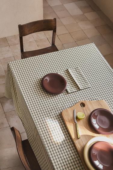 CHECK TABLECLOTH WITH TOPSTITCHING - Green by Zara