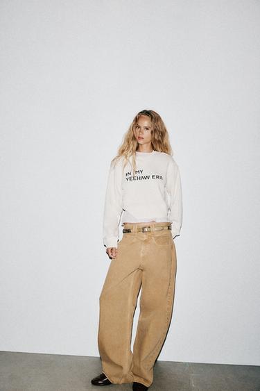 SLOGAN CROP SWEATSHIRT - Ecru by Zara