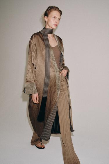 Zara {名称} - {颜色} - 0 图片