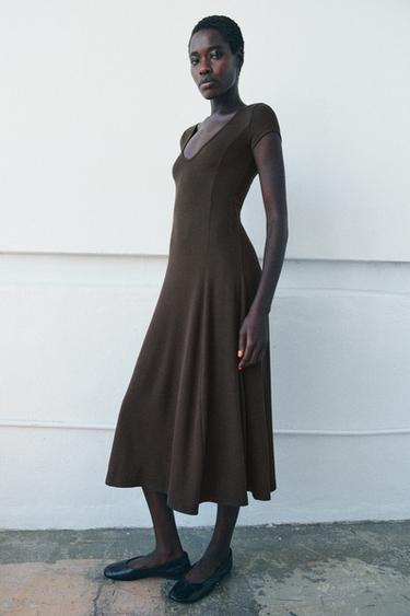 LONG RIBBED DRESS - Brown by Zara