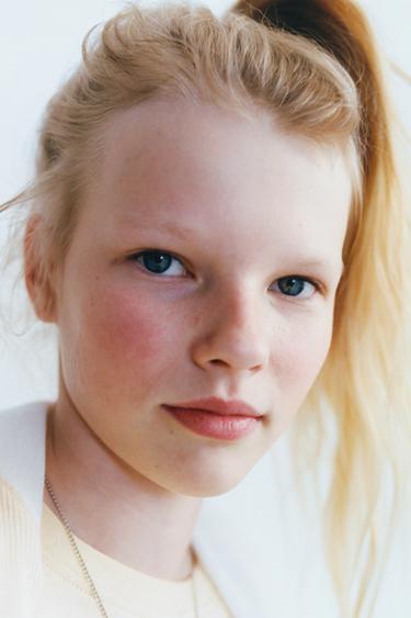 PLAIN T-SHIRT AND WIDE-LEG TROUSERS SET - Yellow by Zara