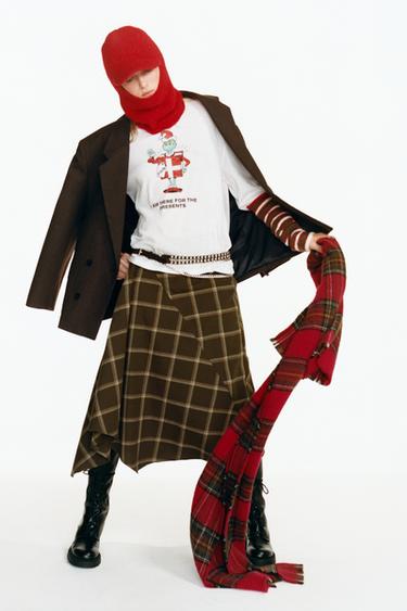 Zara {名称} - {颜色}