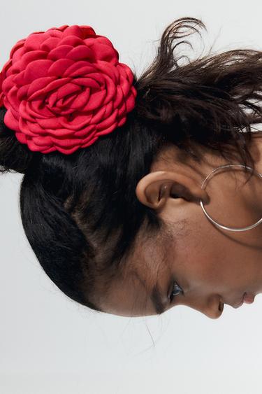FLOWER FABRIC SHEEPSKIN HAIR CLIP - Fuchsia by Zara - Image 0