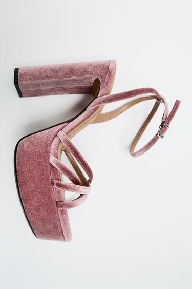 VELVET-EFFECT PLATFORM SANDALS - Pink by Zara