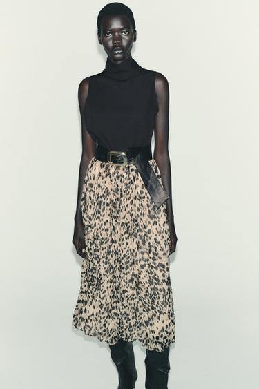 Zara {名称} - {颜色}