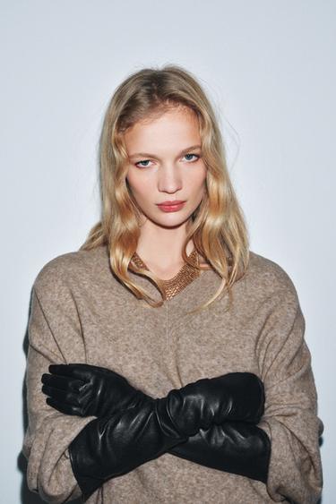 Zara {名称} - {颜色}