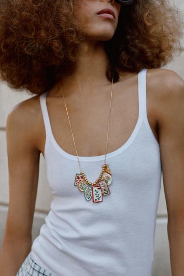 Zara {名称} - {颜色} - 0 图片